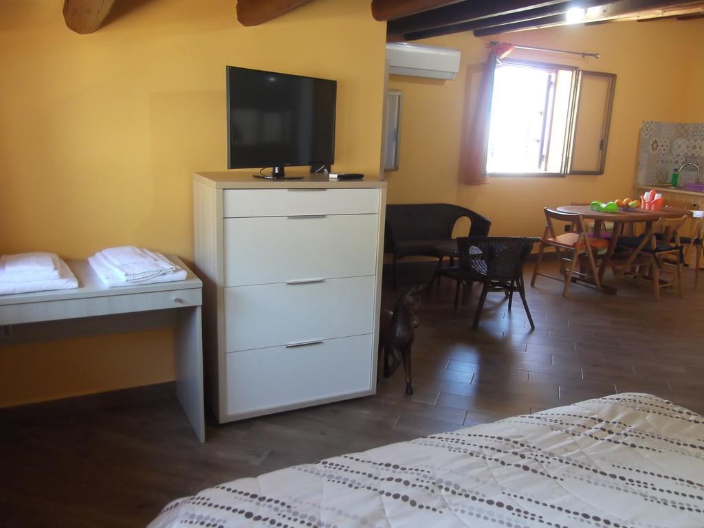 Zu Pippinu Apartment Castellammare del Golfo Ngoại thất bức ảnh
